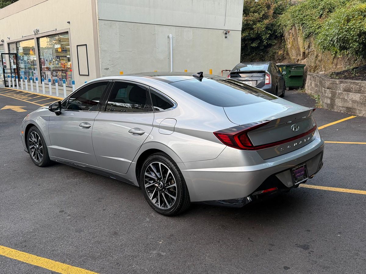 2020 Hyundai Sonata SEL Plus photo 3