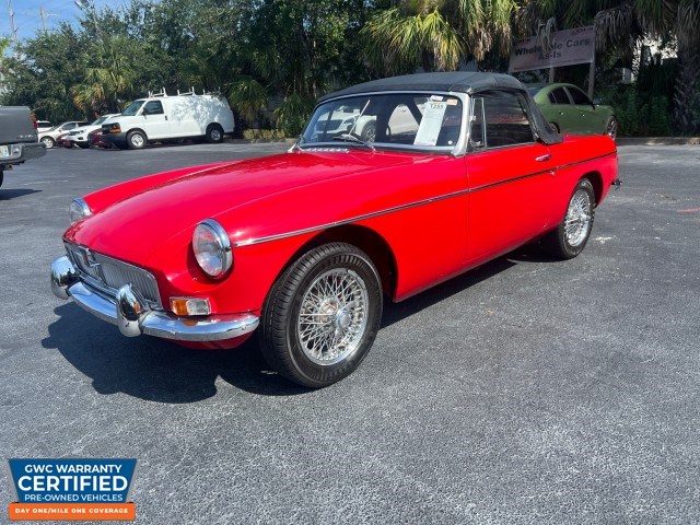 1973 MG B Roadster 