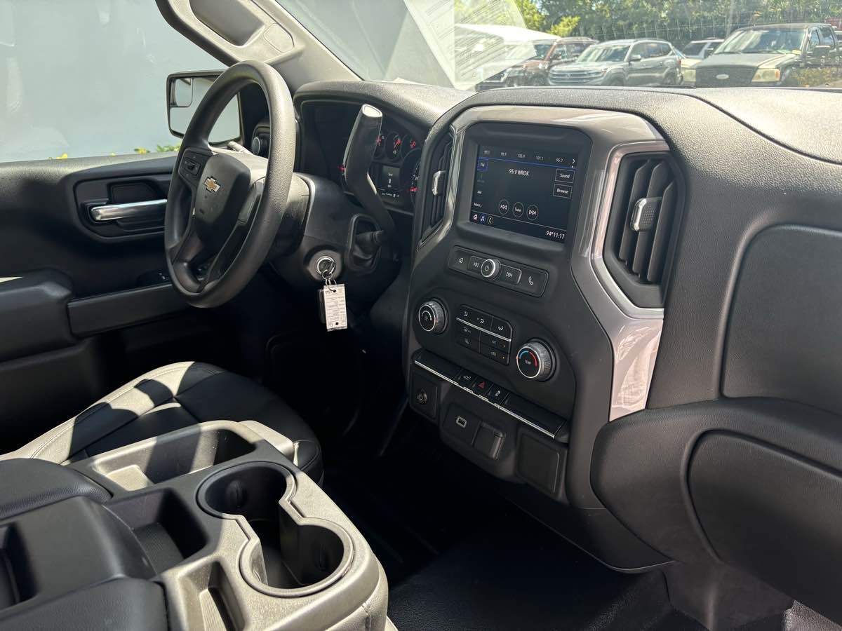 2020 Chevrolet Silverado 1500 Work Truck photo 2