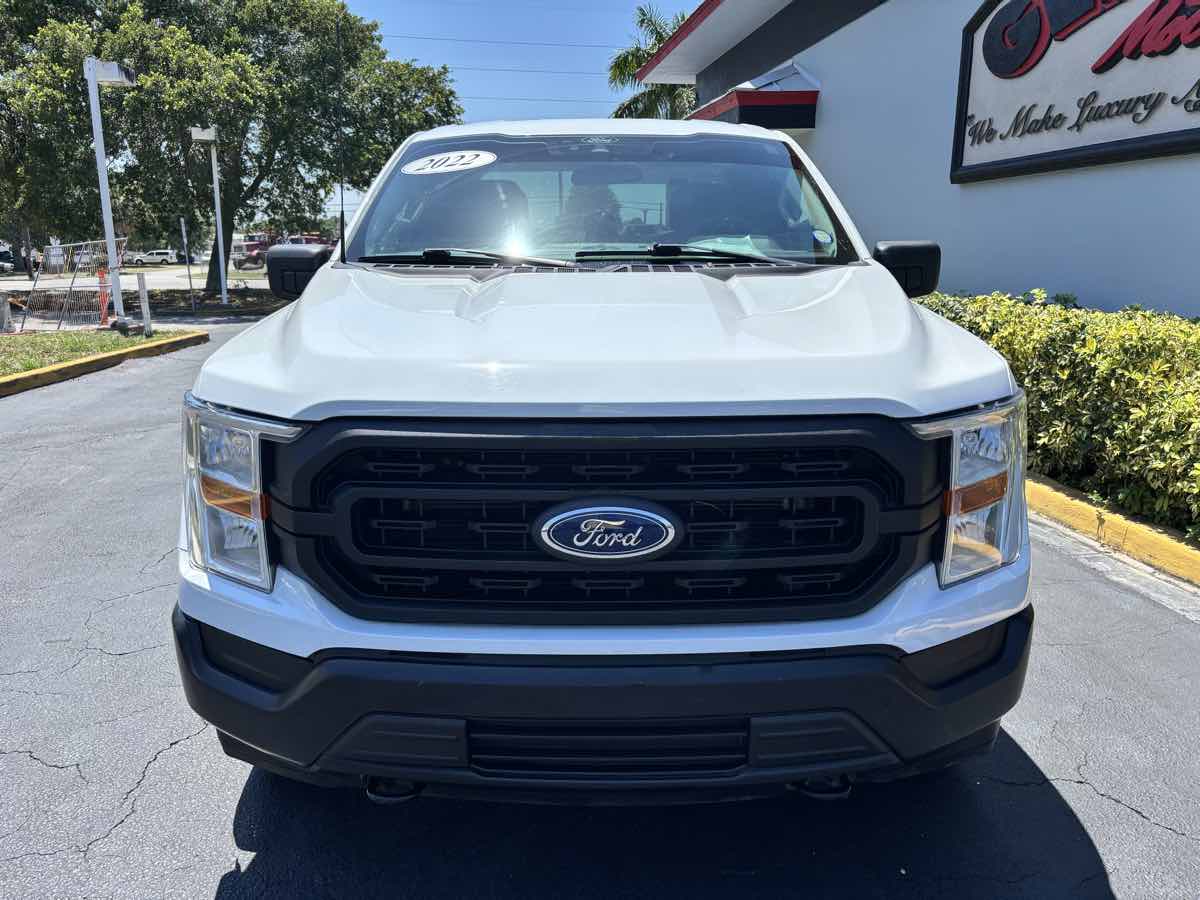 2022 Ford F-150 XL photo 3
