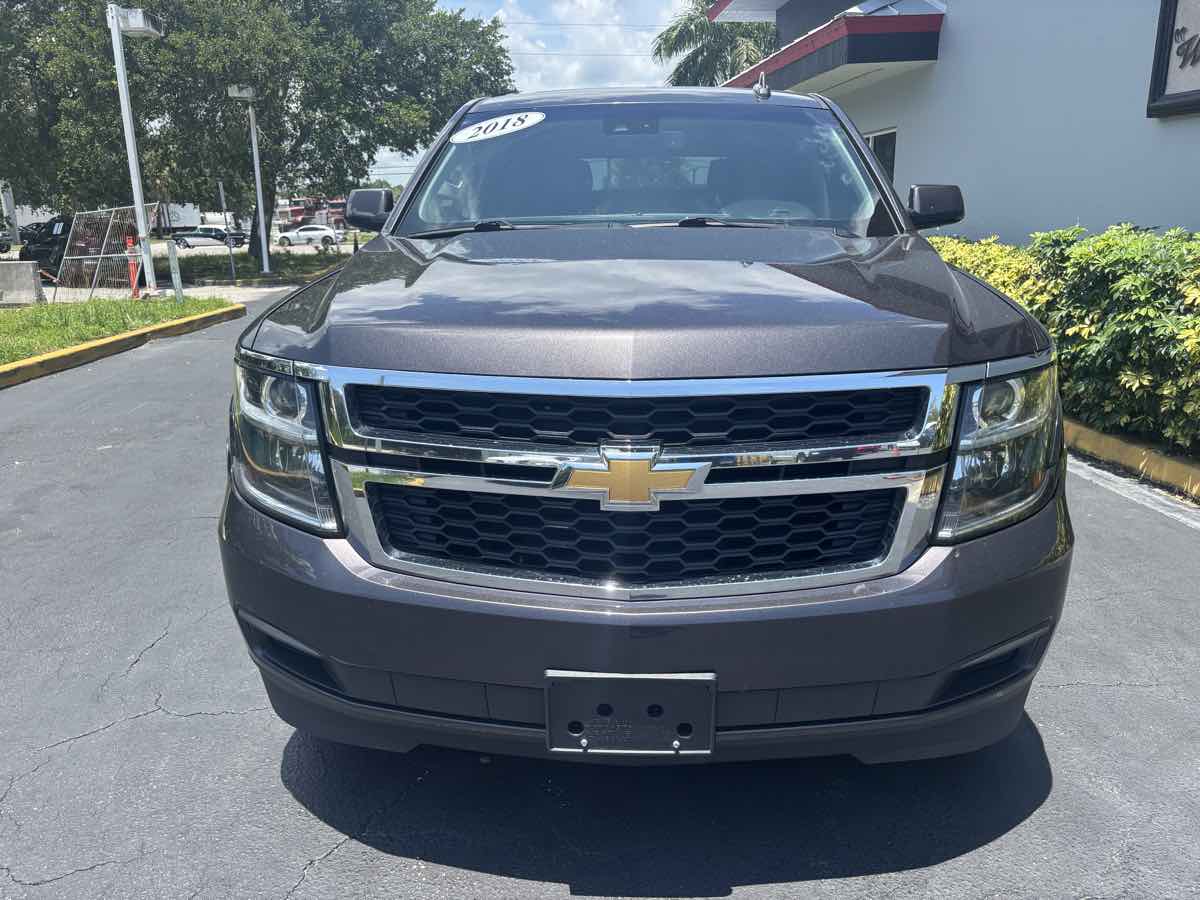 2018 Chevrolet Tahoe LT photo 3