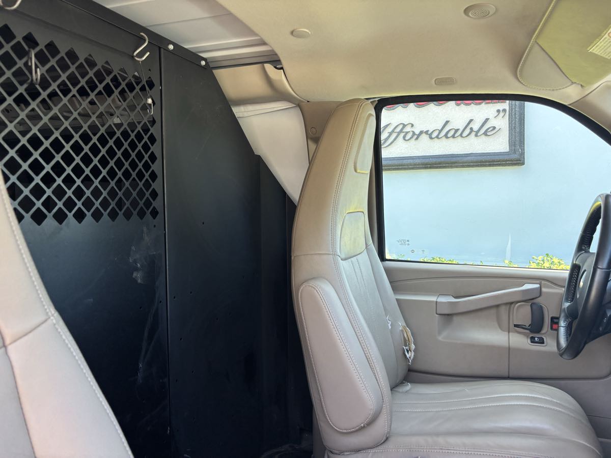 2020 Chevrolet Express Cargo Van 2500 photo 4