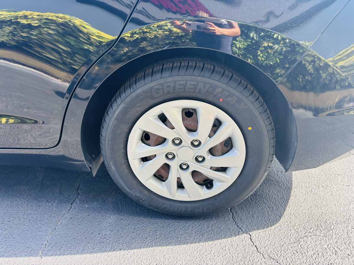 2020 Hyundai Elantra SE photo 7