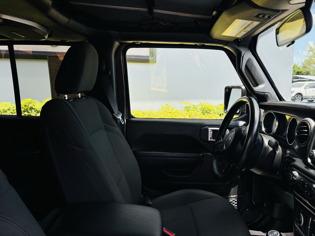 2021 Jeep Wrangler Unlimited Willys photo 4