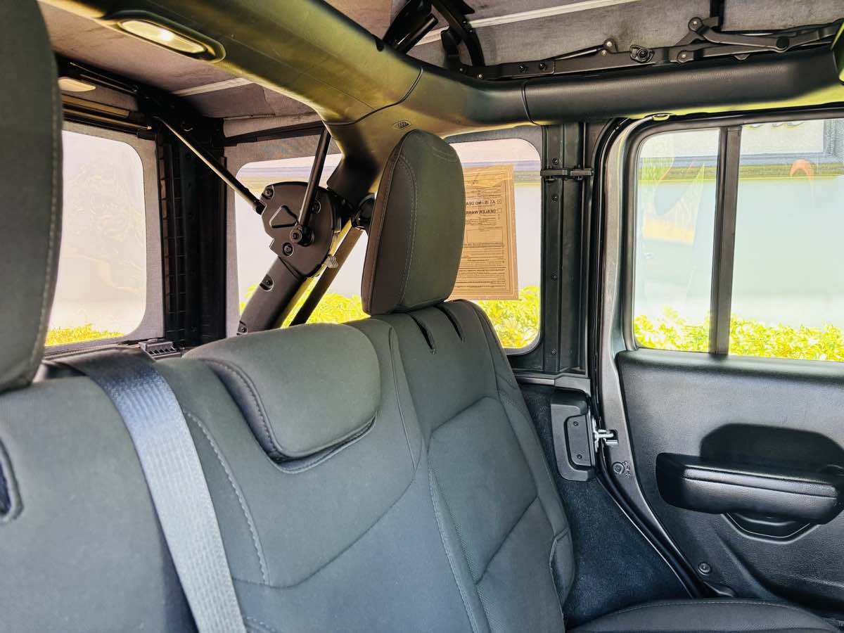 2021 Jeep Wrangler Unlimited Willys photo 9