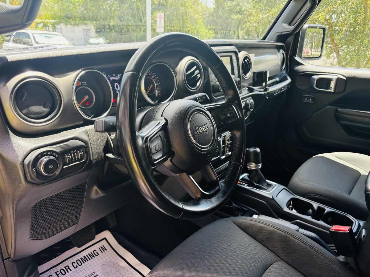 2021 Jeep Wrangler Unlimited Willys photo 17