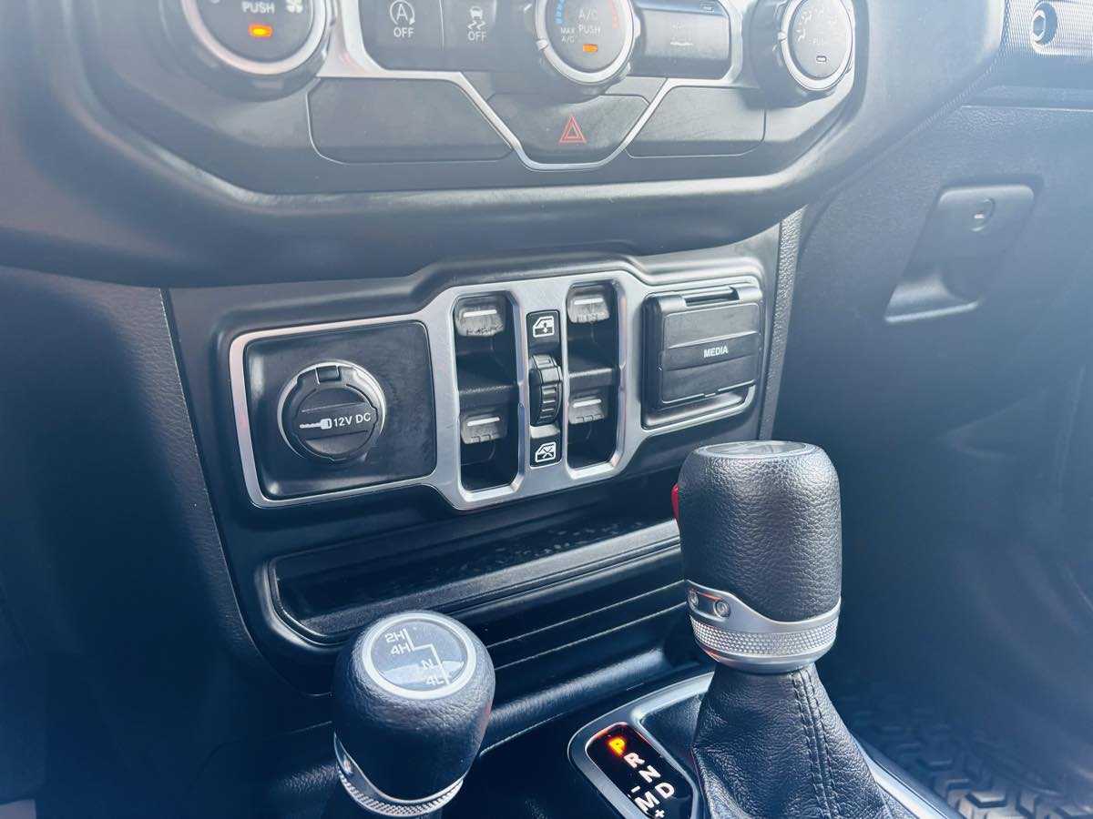 2021 Jeep Wrangler Unlimited Willys photo 23