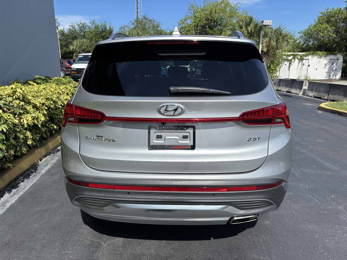 2023 Hyundai Santa Fe Limited photo 18