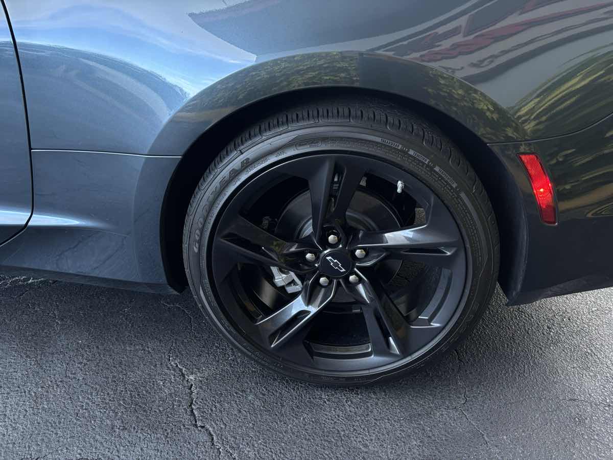 2023 Chevrolet Camaro LT1 photo 7