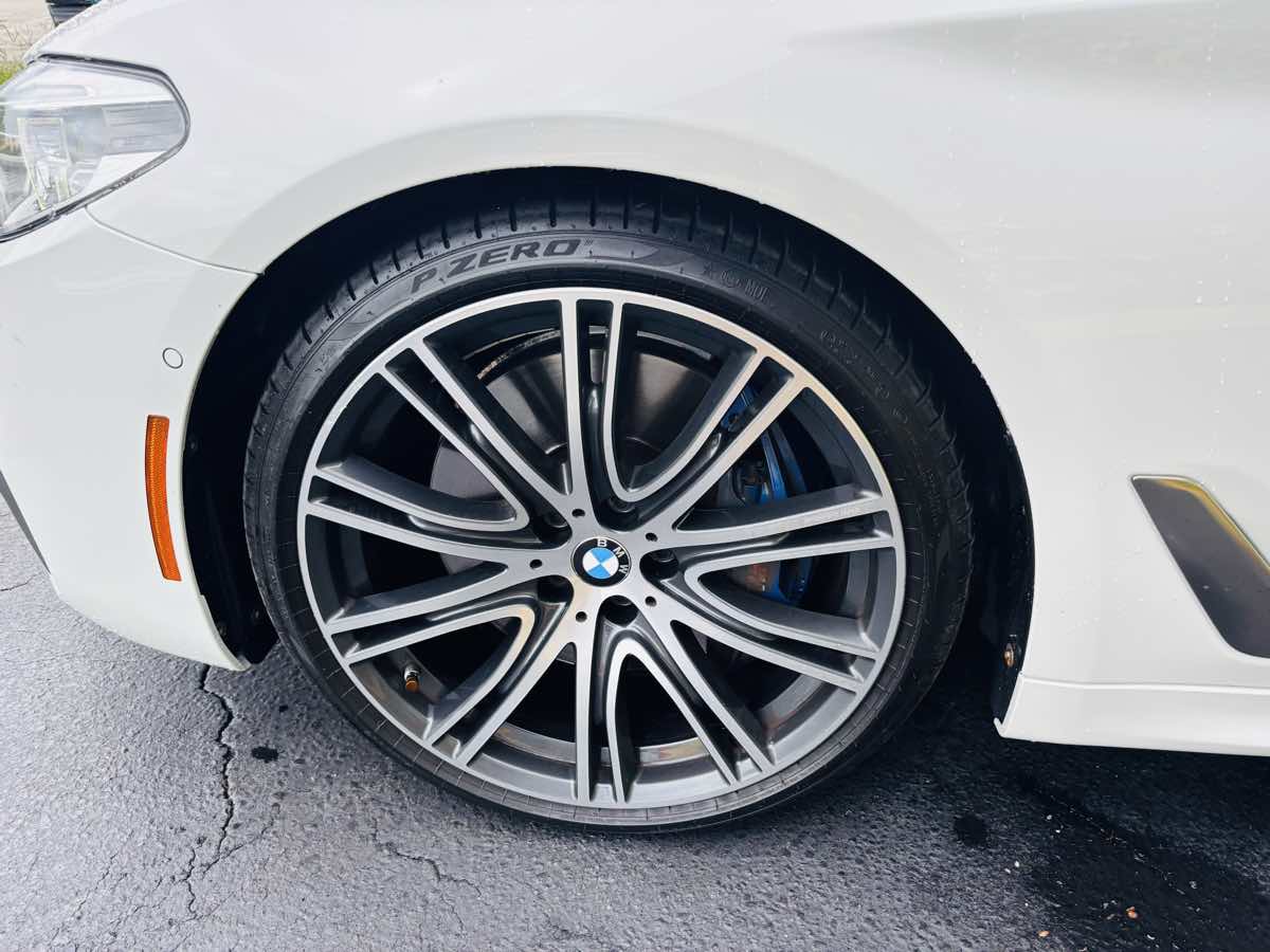 2018 Bmw M550i xDrive Sedan photo 11