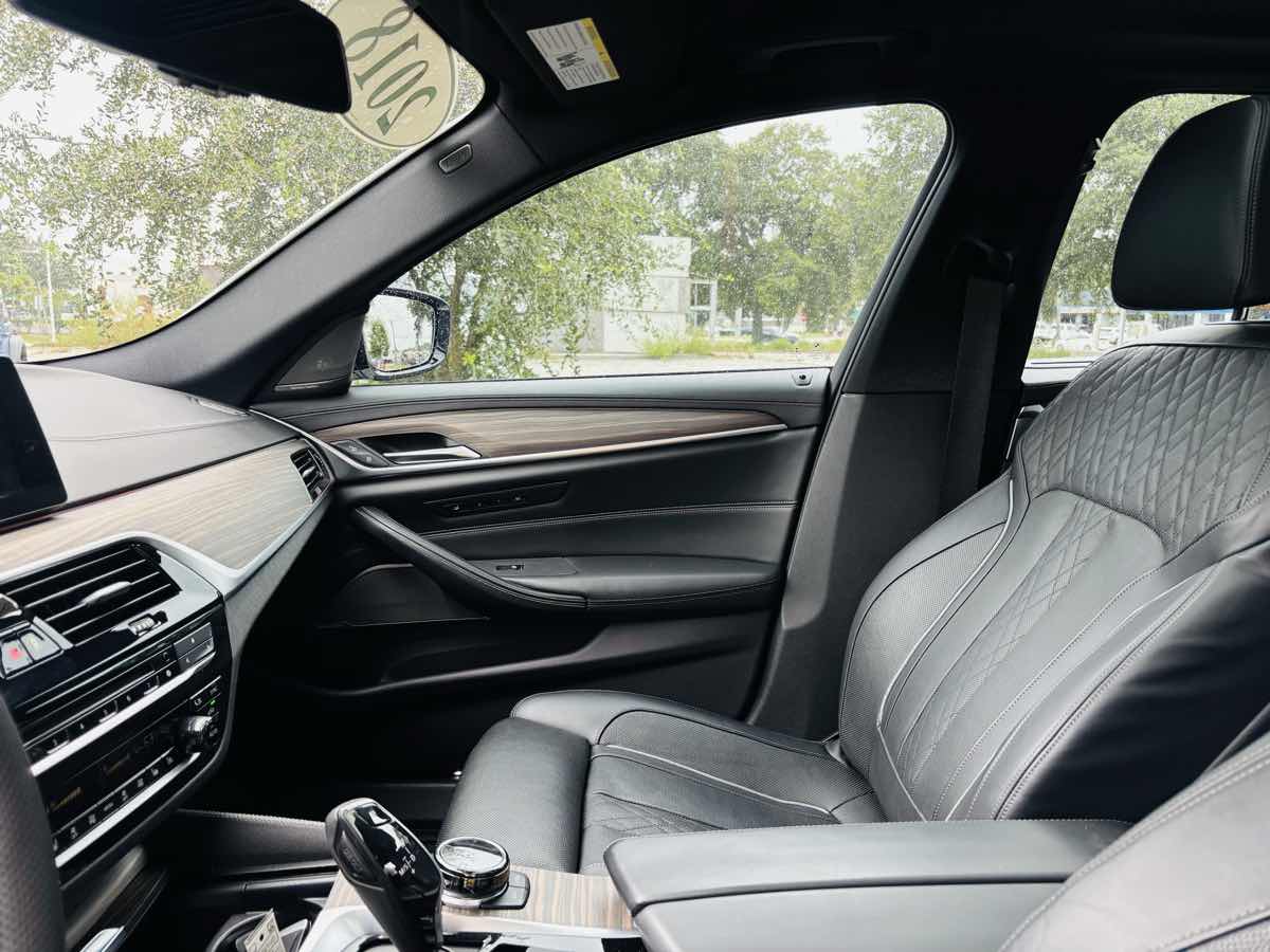 2018 Bmw M550i xDrive Sedan photo 15