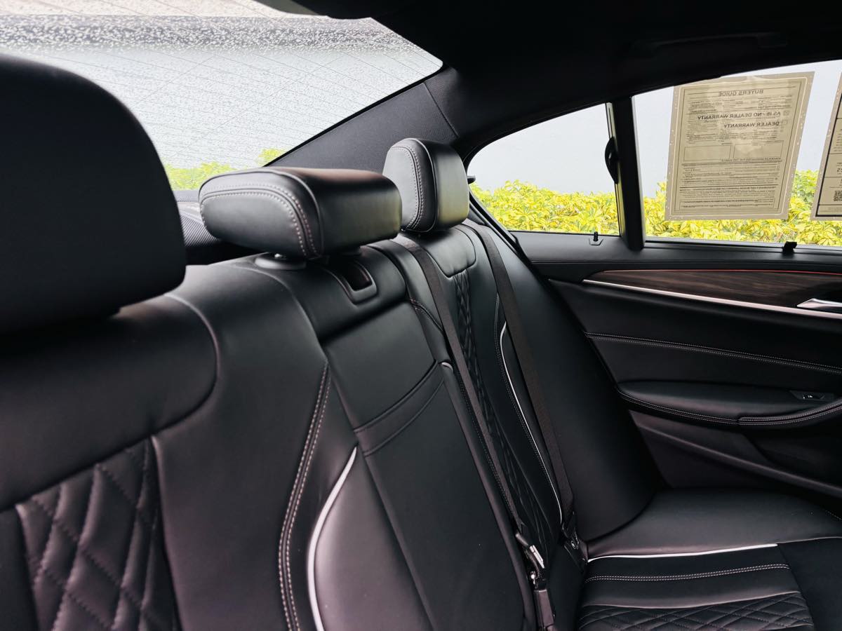 2018 Bmw M550i xDrive Sedan photo 22