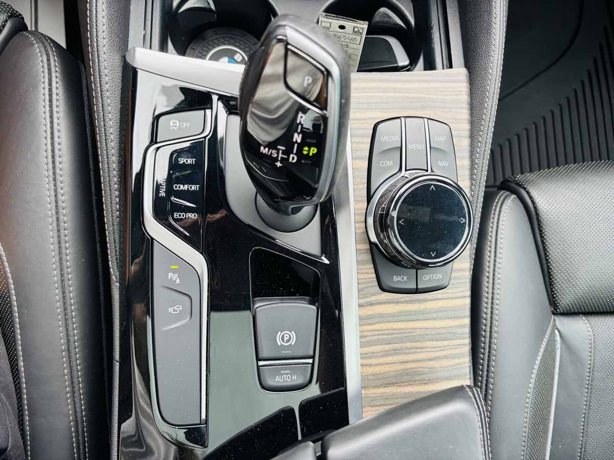 2018 Bmw M550i xDrive Sedan photo 25
