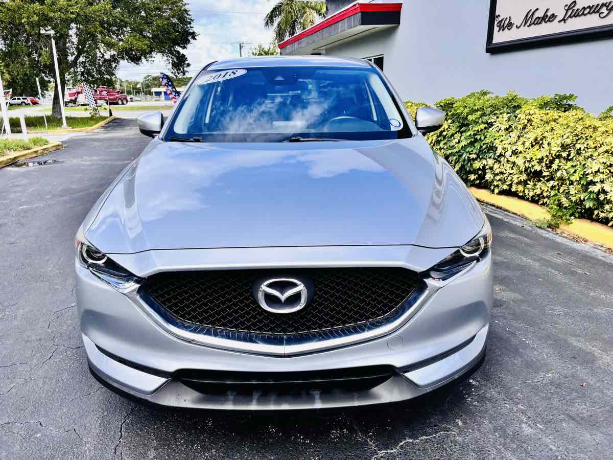 2018 Mazda CX-5 Sport photo 4