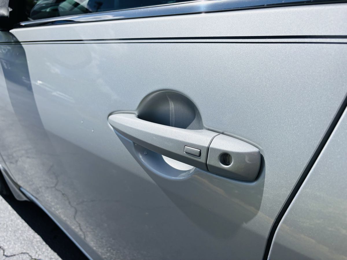 2020 Nissan Sentra SV photo 15