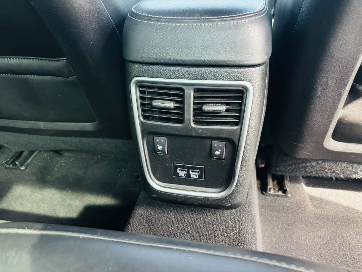 2019 Dodge Charger Scat Pack photo 20