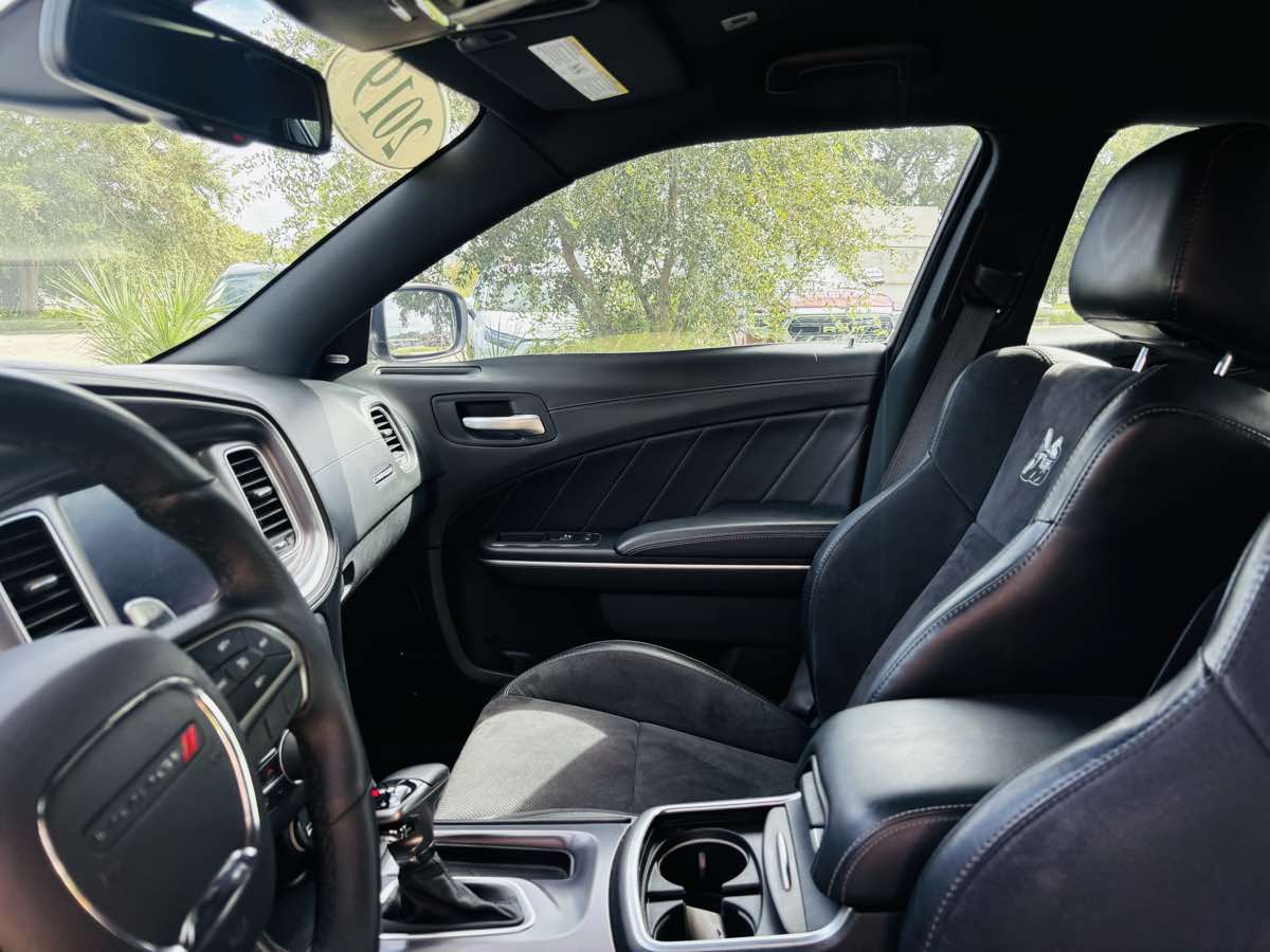 2019 Dodge Charger Scat Pack photo 21