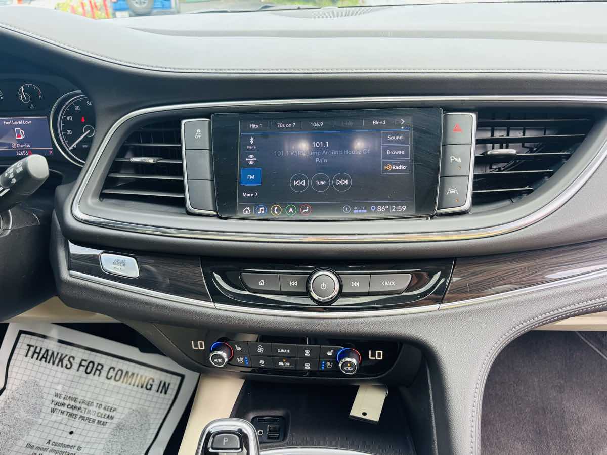 2021 Buick Enclave Premium photo 12