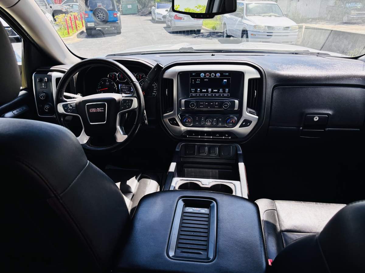2017 Gmc Sierra 1500 SLT photo 18