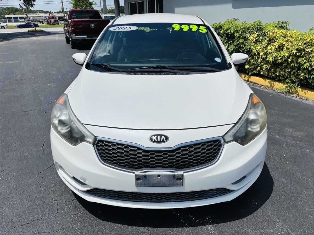 2015 Kia Forte 5-Door EX photo 4