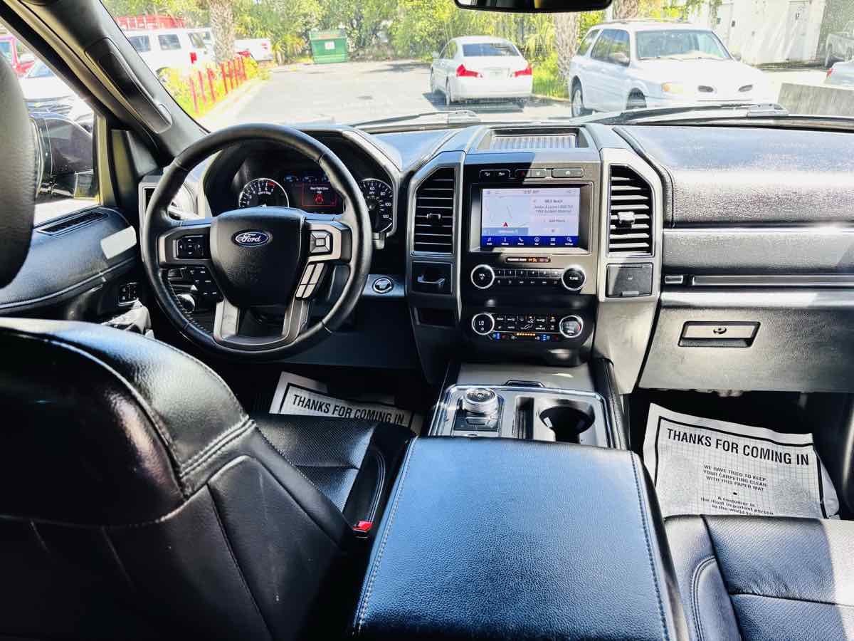 2020 Ford Expedition MAX XLT photo 14