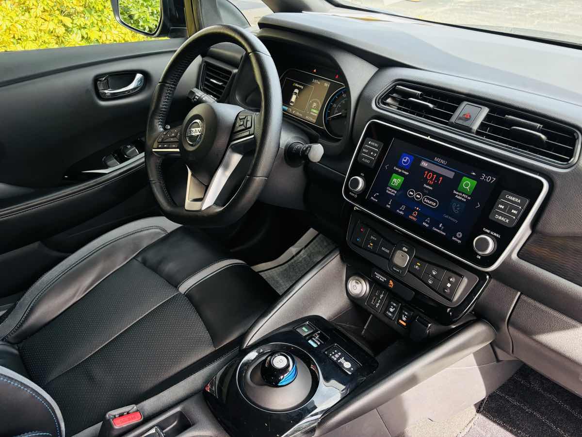 2022 Nissan Leaf SL Plus photo 14