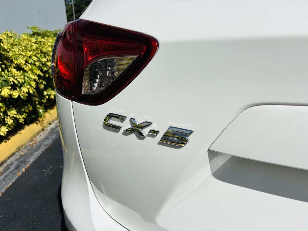 2014 Mazda CX-5 Grand Touring photo 8