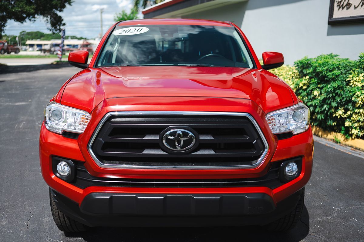 2020 Toyota Tacoma SR5 Double Cab V6 photo 2