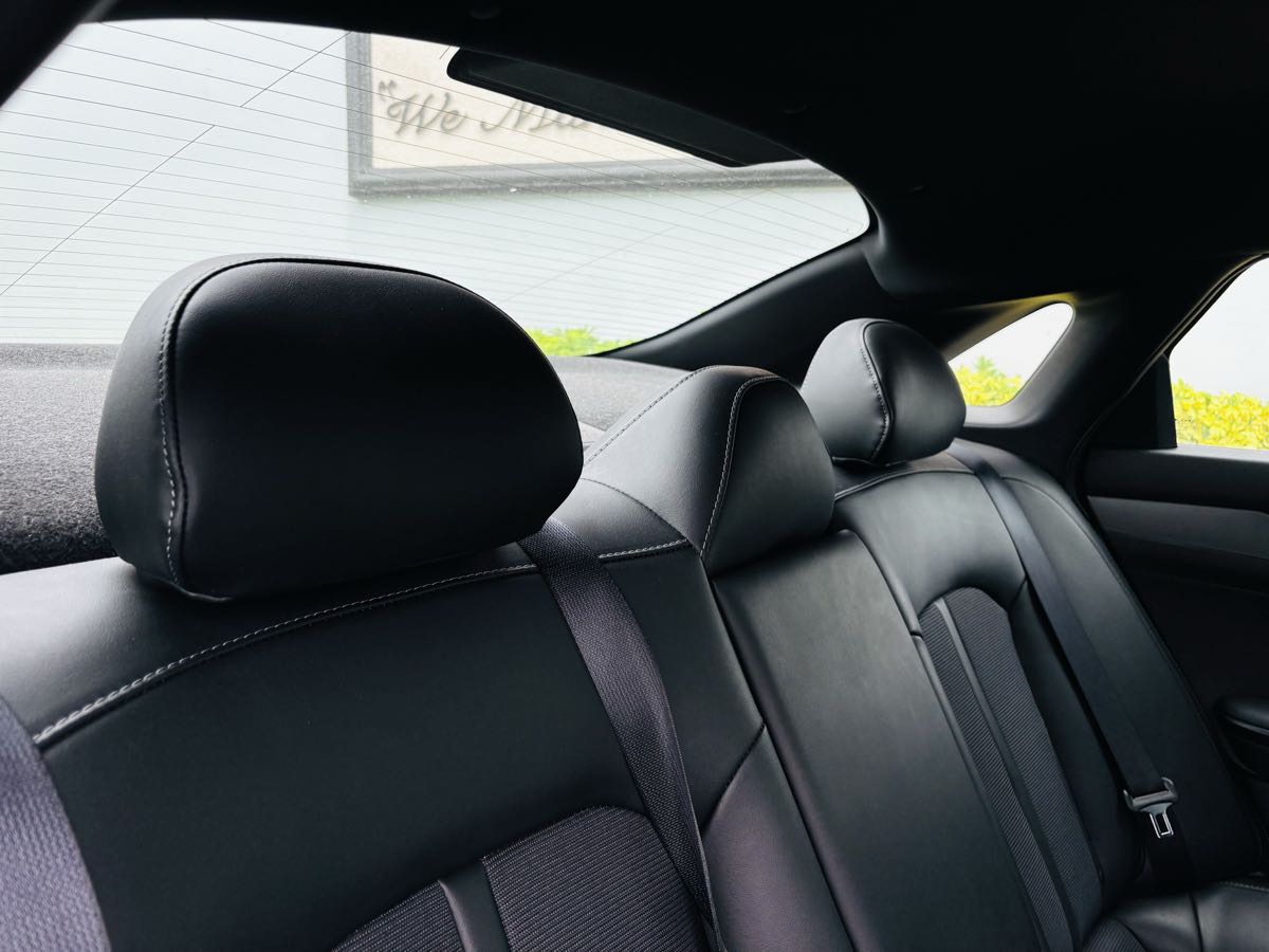 2022 Kia K5 GT-Line photo 18