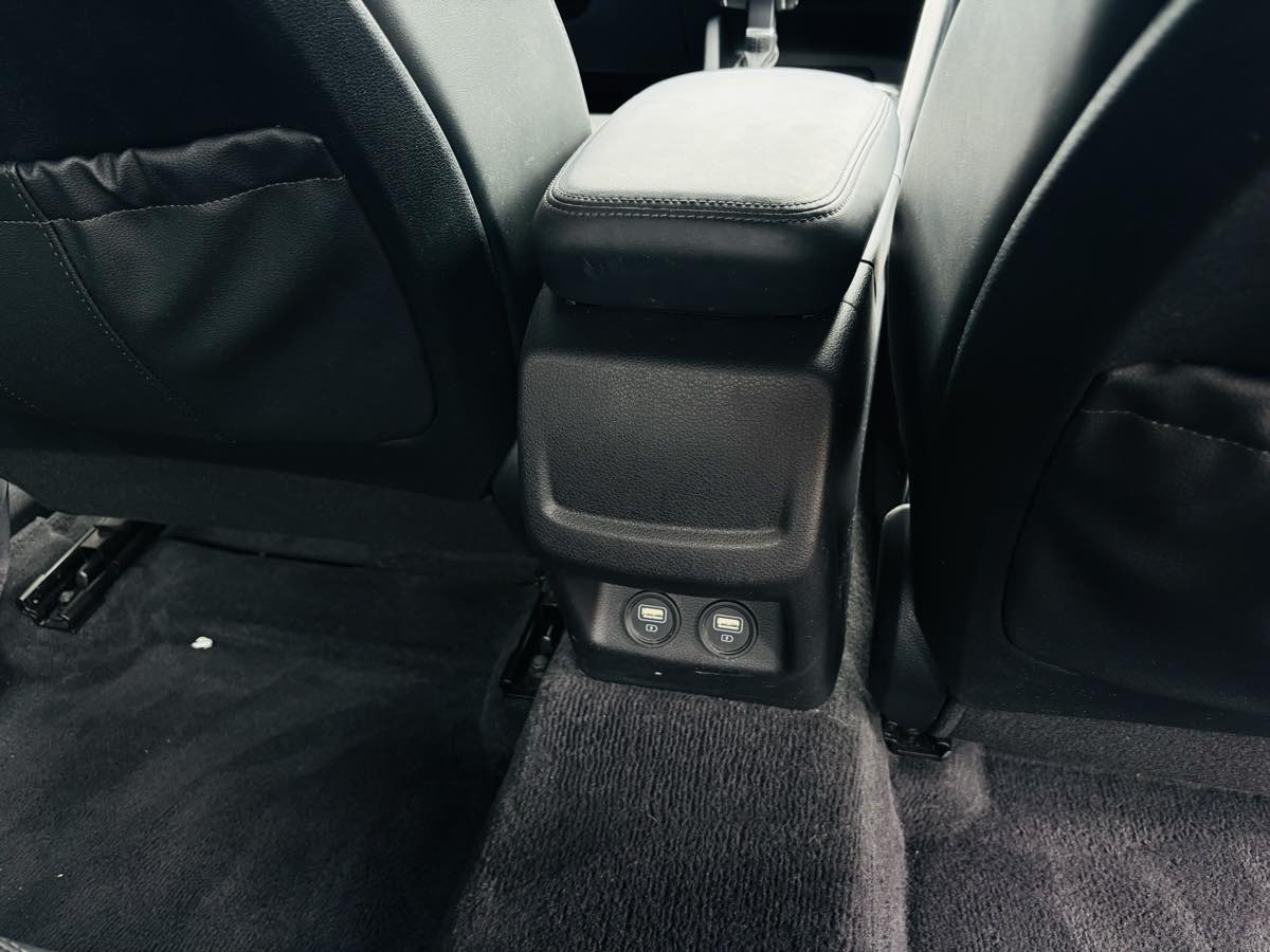 2022 Kia K5 GT-Line photo 19