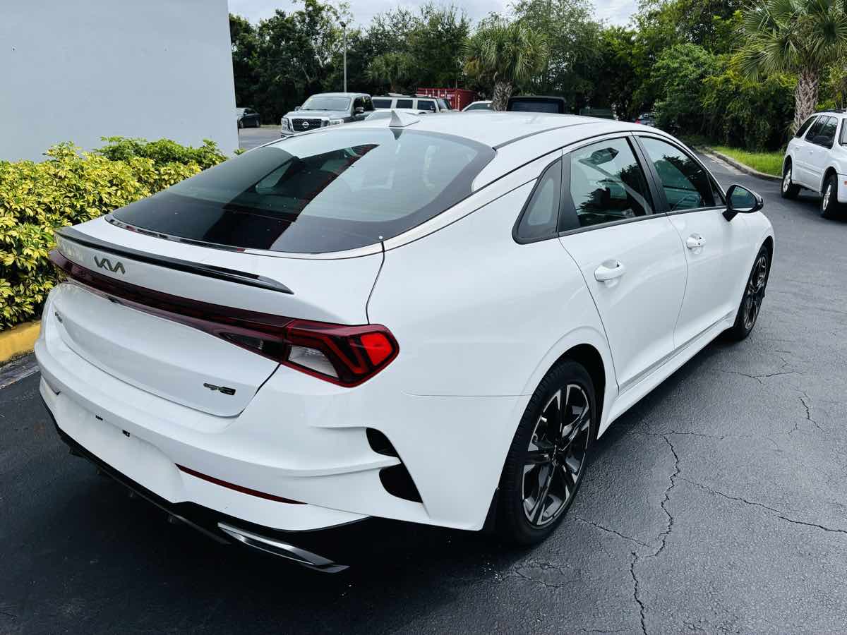 2022 Kia K5 GT-Line photo 20