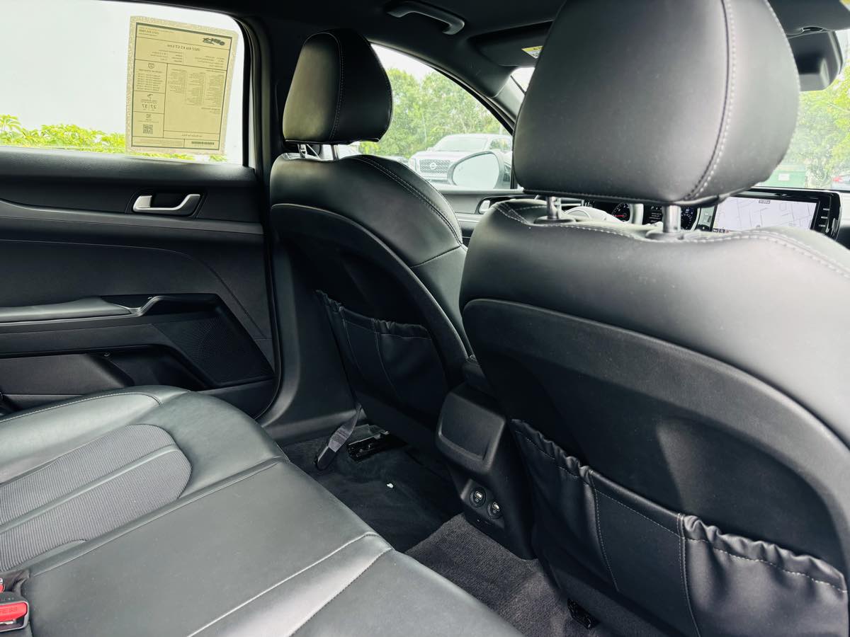 2022 Kia K5 GT-Line photo 21