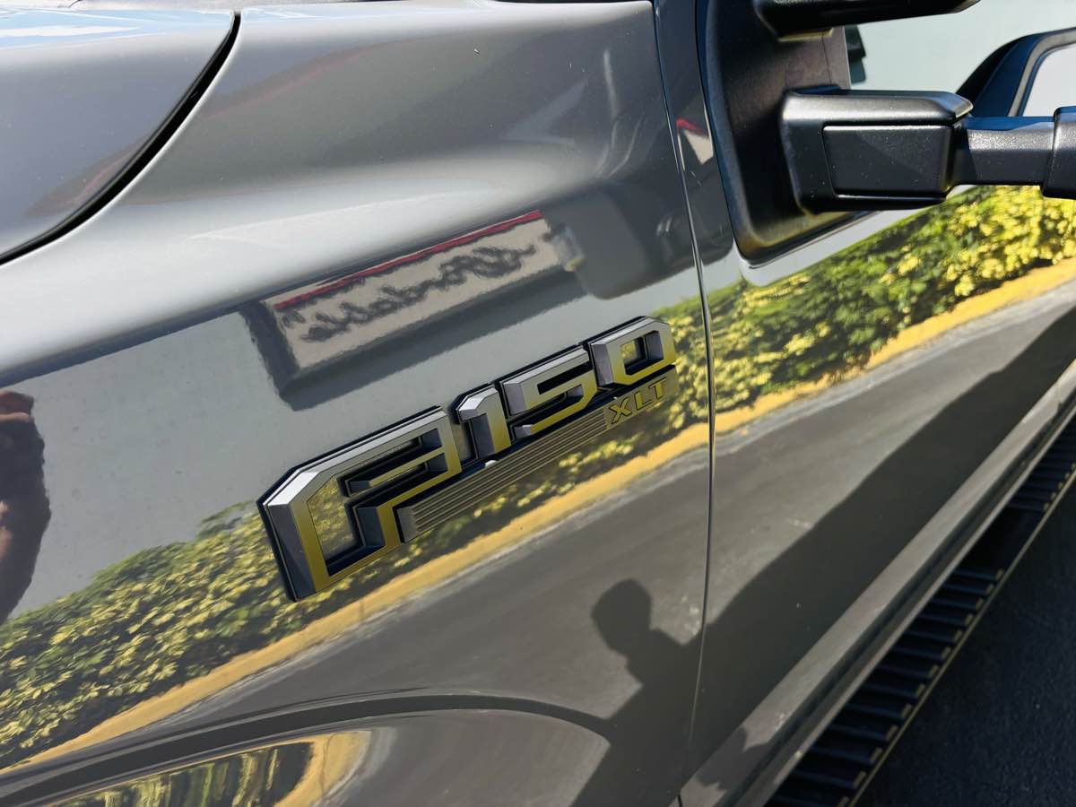 2020 Ford F-150 XLT photo 4