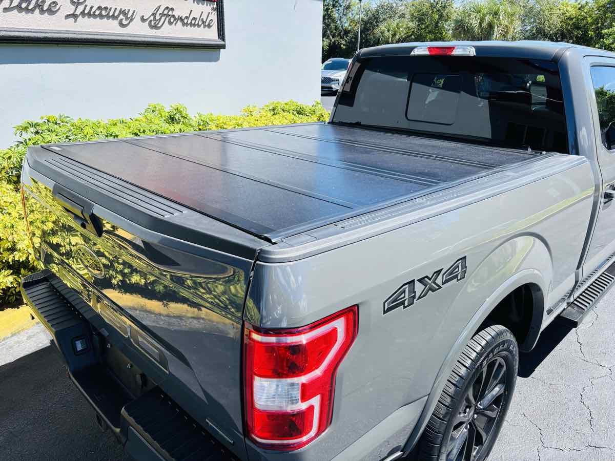 2020 Ford F-150 XLT photo 9