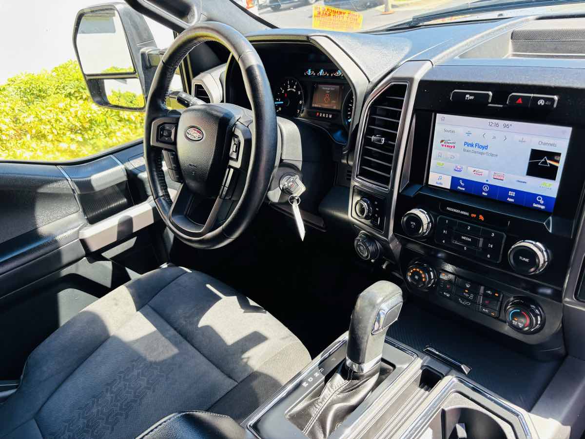 2020 Ford F-150 XLT photo 15