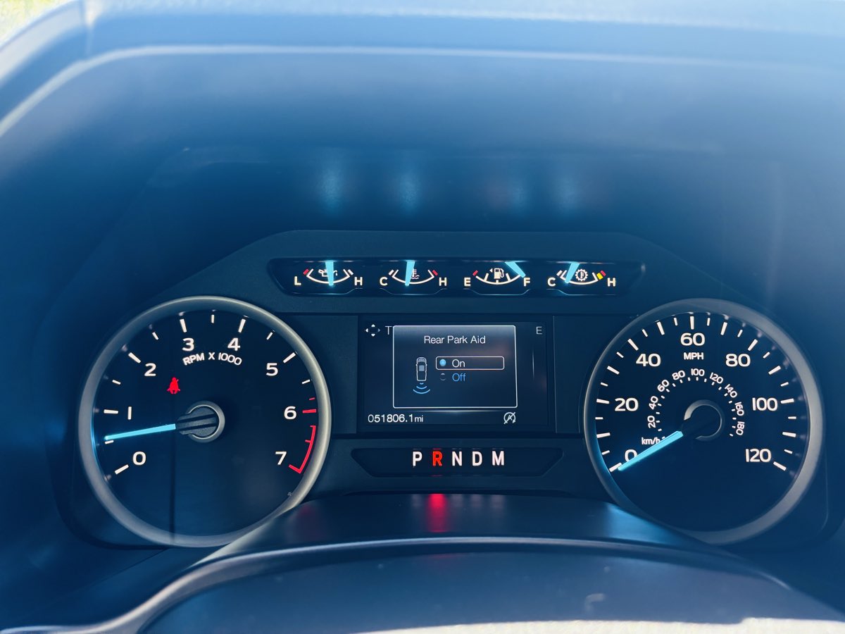 2020 Ford F-150 XLT photo 28
