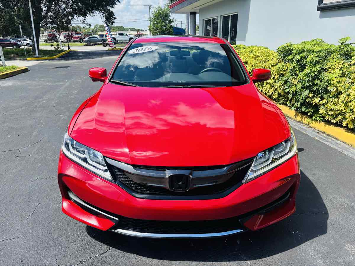 2016 Honda Accord EX photo 3
