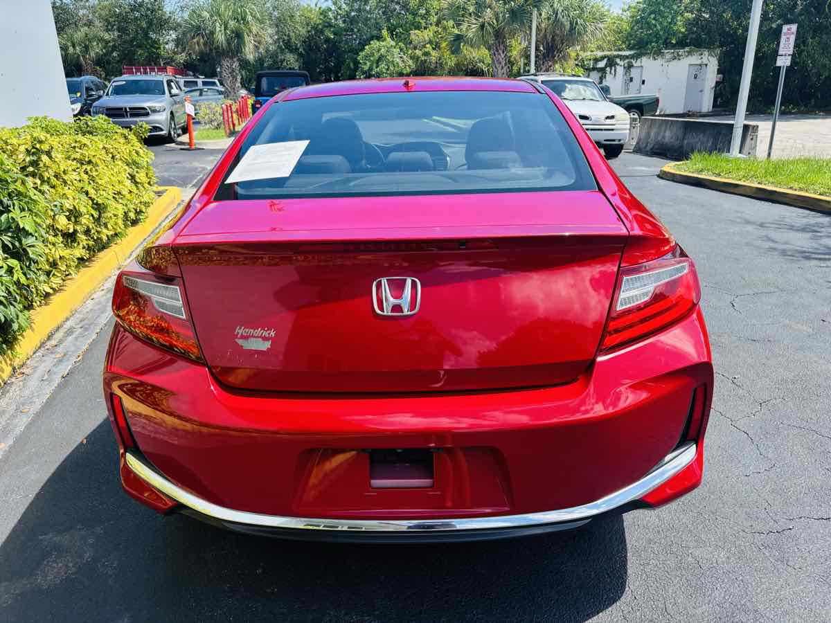 2016 Honda Accord EX photo 8