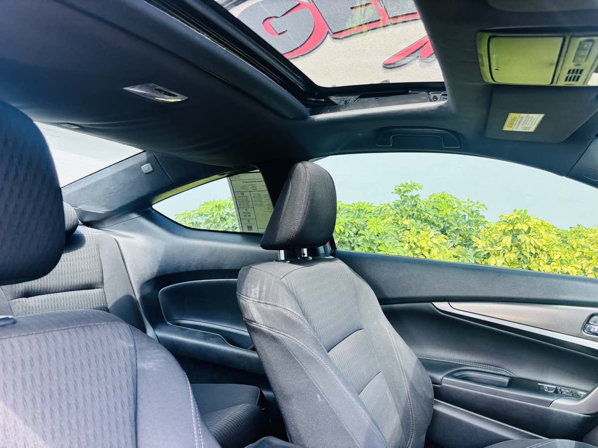 2016 Honda Accord EX photo 10