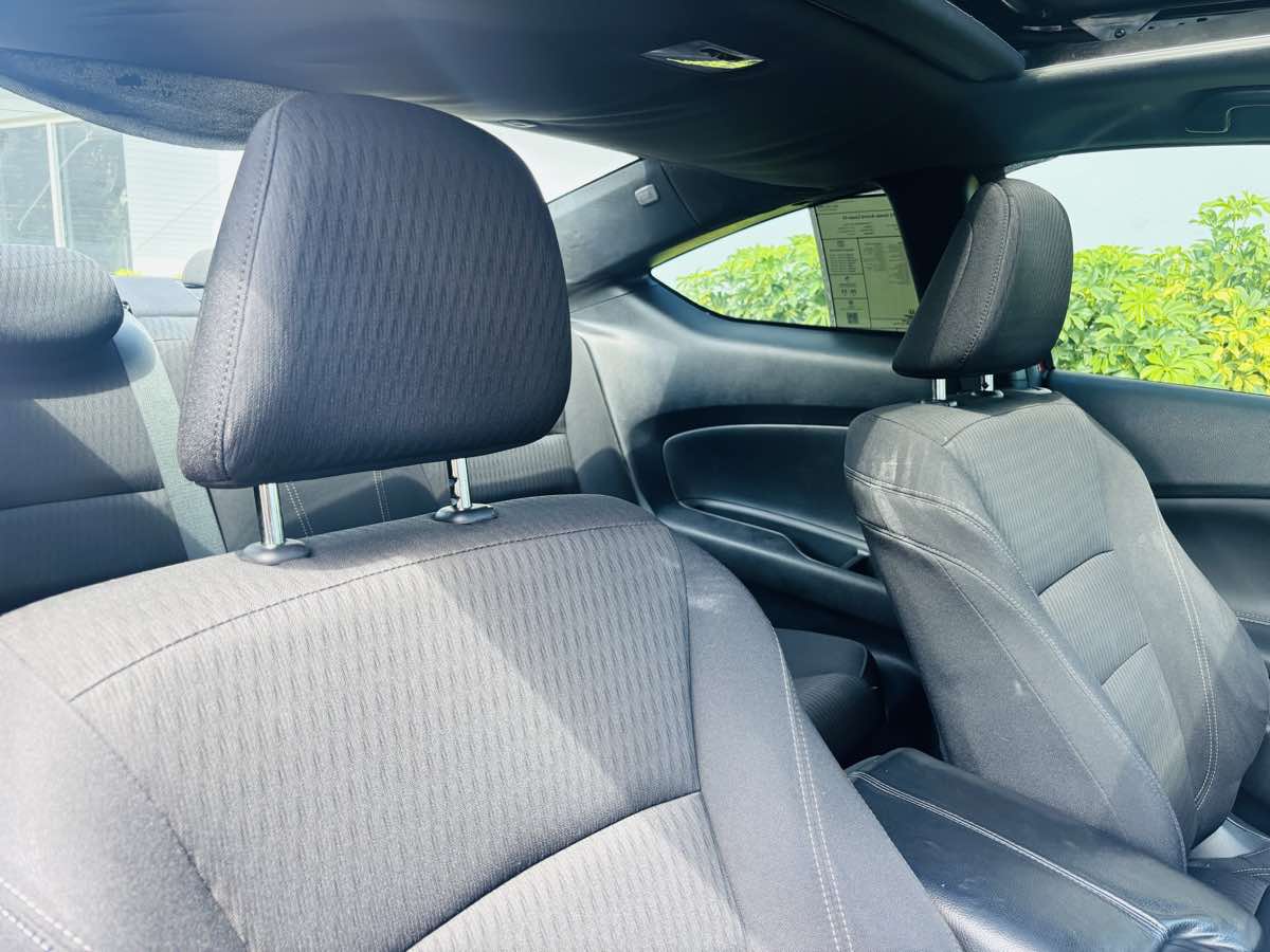 2016 Honda Accord EX photo 13