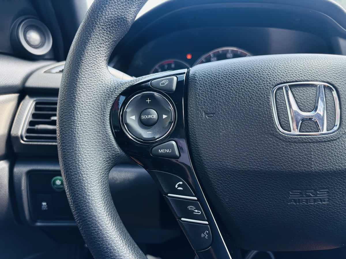 2016 Honda Accord EX photo 21