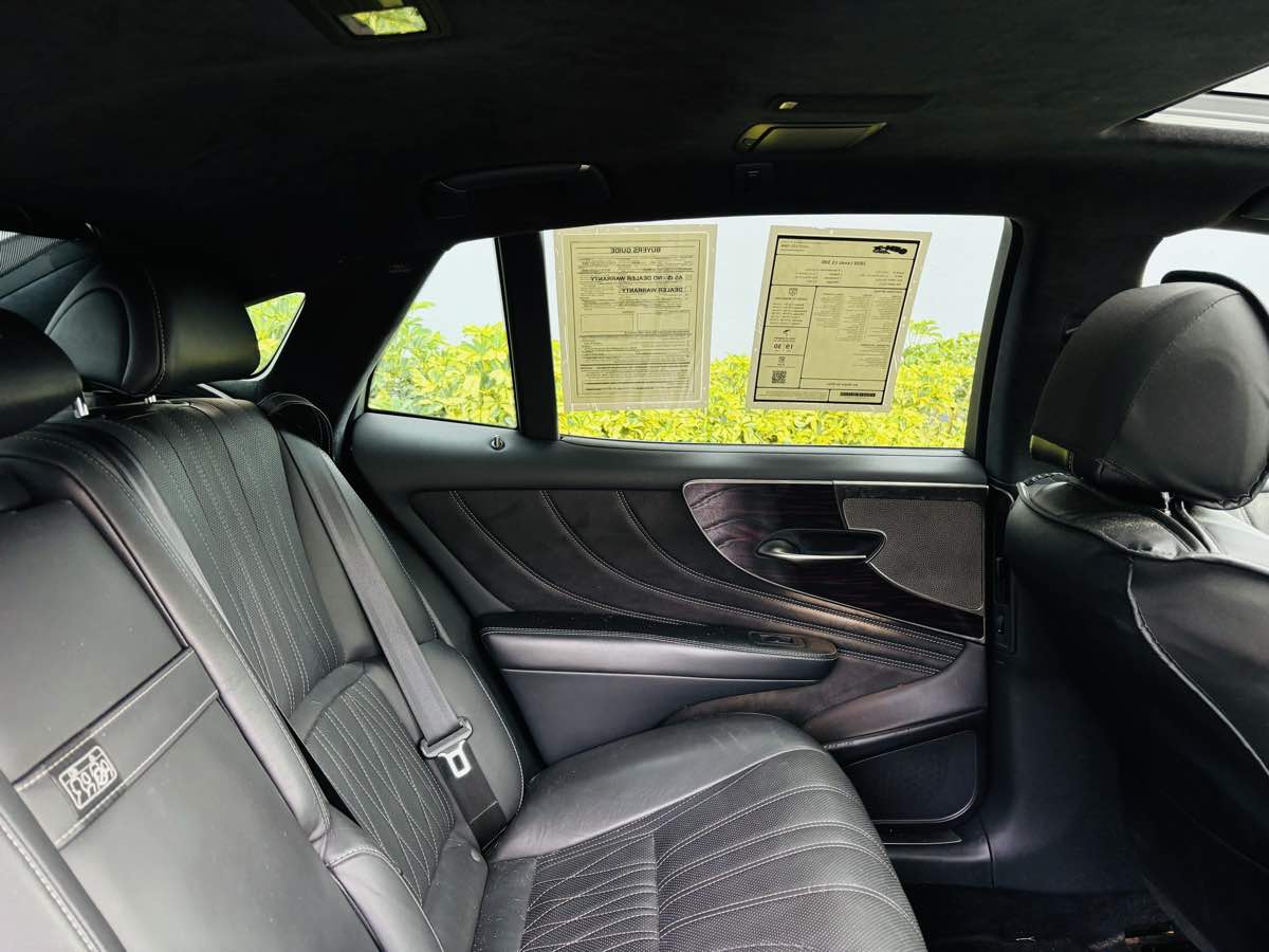 2020 Lexus LS 500 photo 8