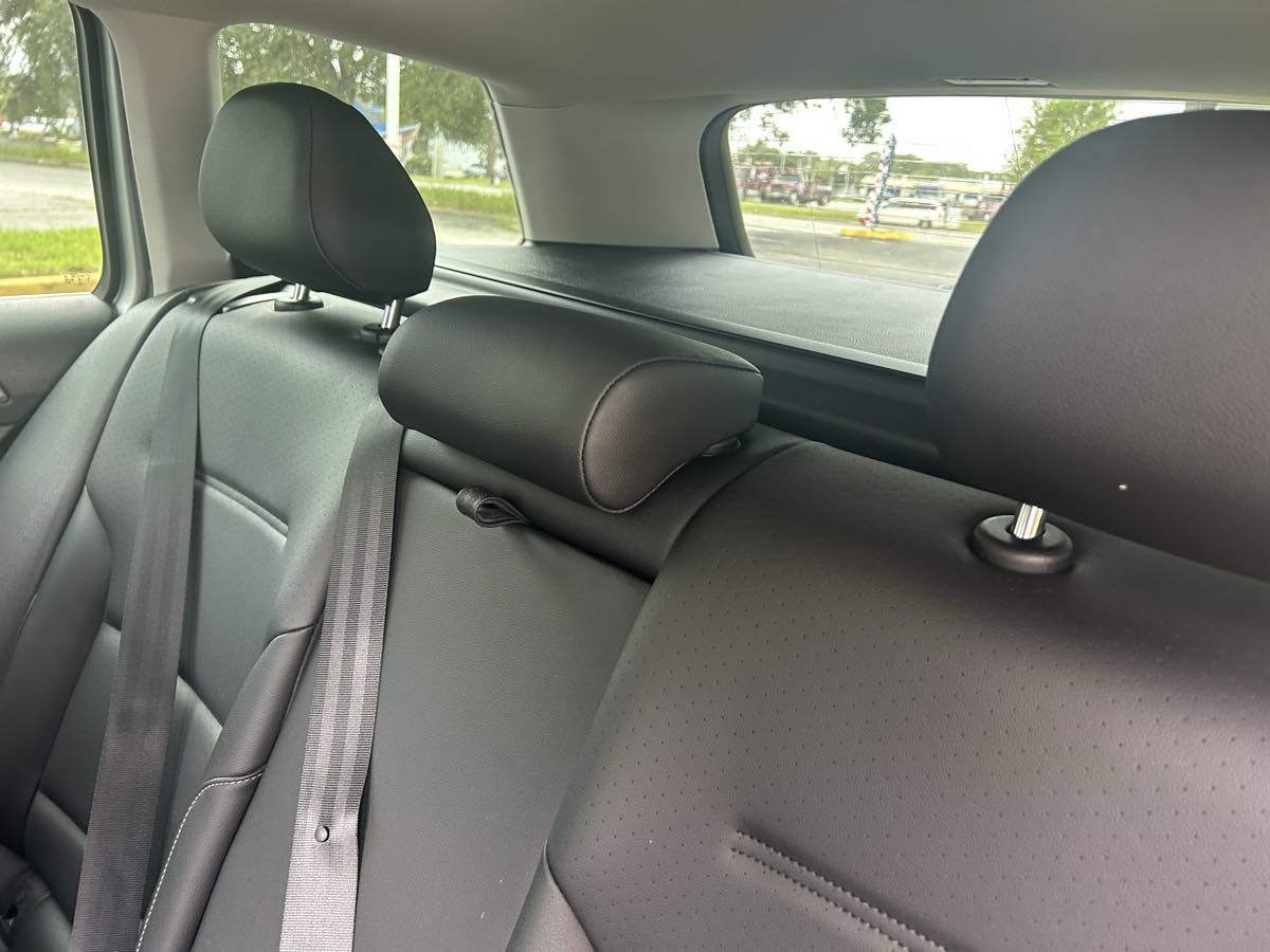 2017 Volkswagen Golf Alltrack SE photo 12