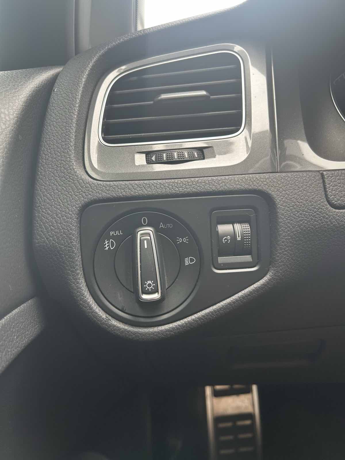 2017 Volkswagen Golf Alltrack SE photo 19