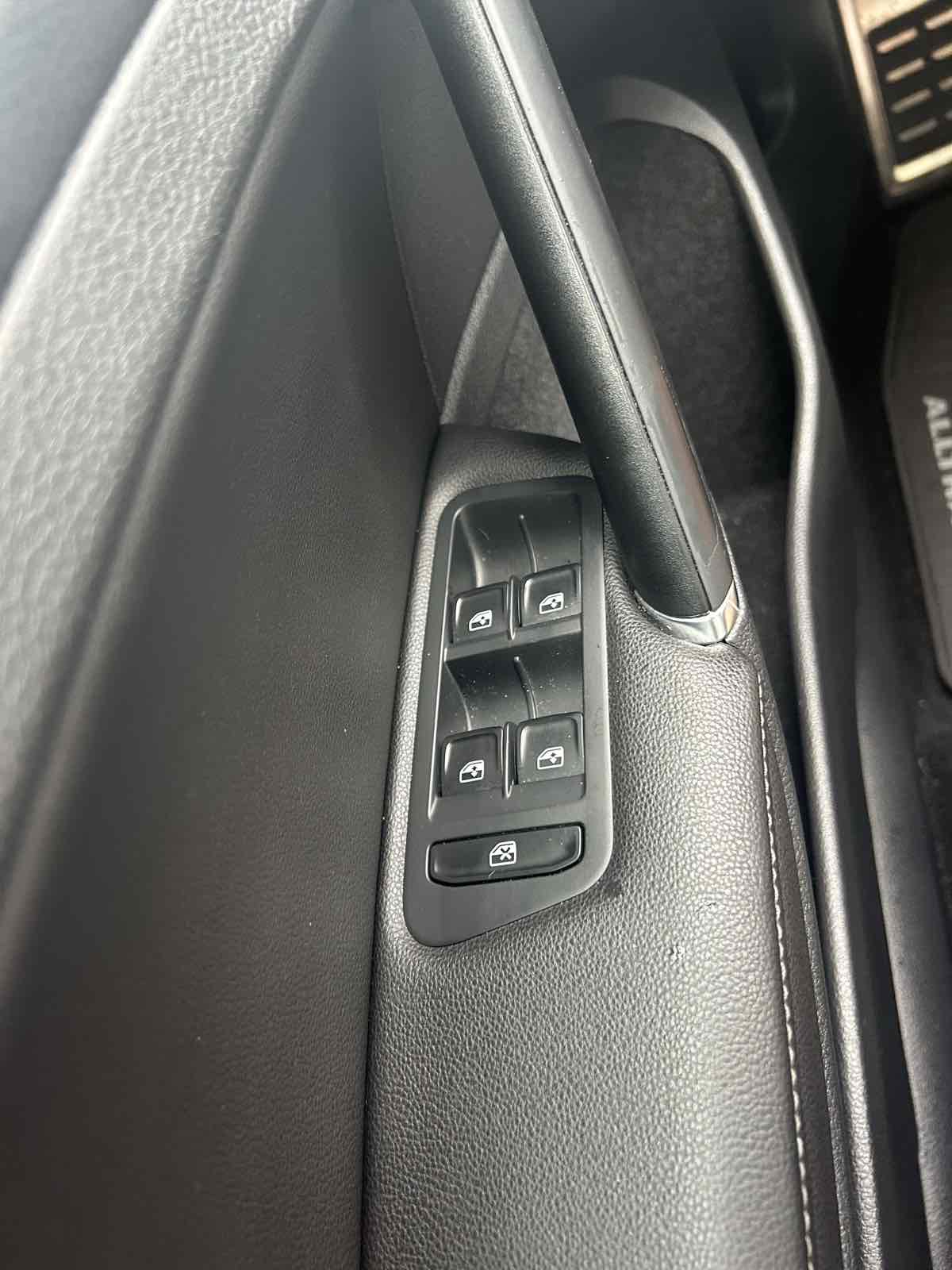 2017 Volkswagen Golf Alltrack SE photo 20