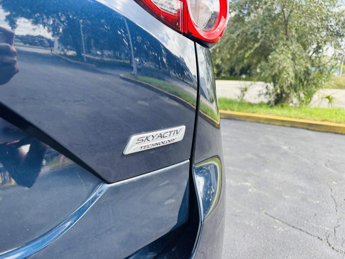 2019 Mazda CX-5 Touring photo 10