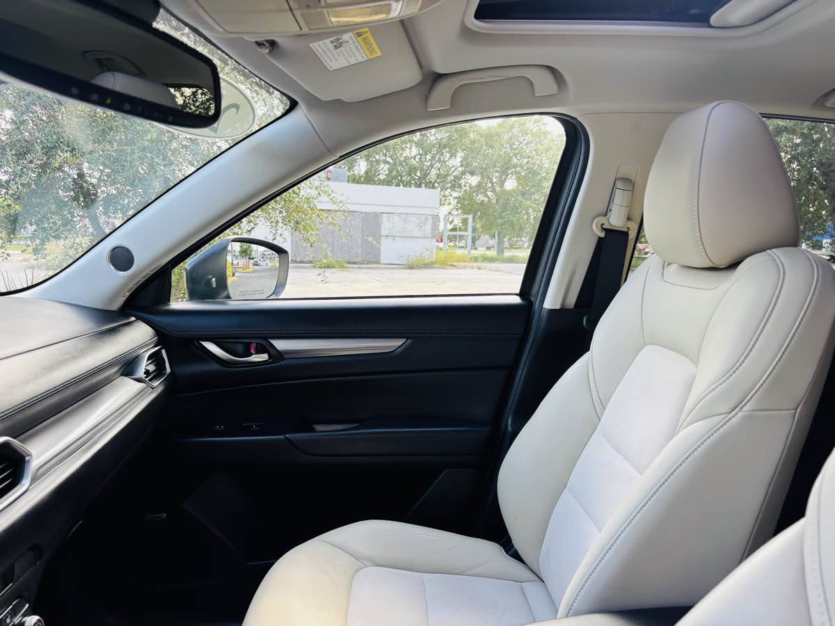 2019 Mazda CX-5 Touring photo 26