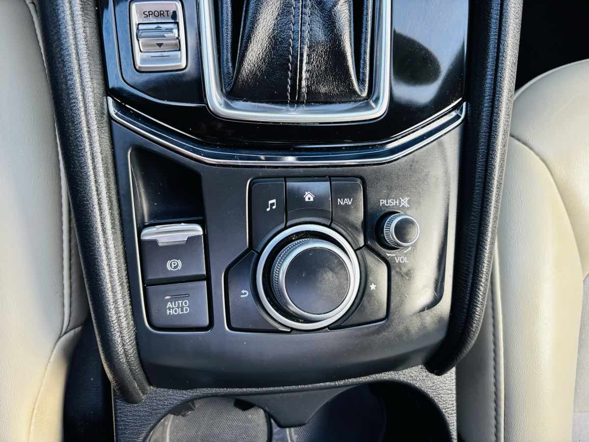 2019 Mazda CX-5 Touring photo 35