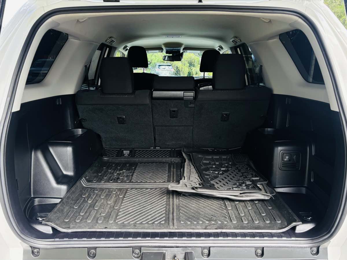 2020 Toyota 4Runner TRD photo 13