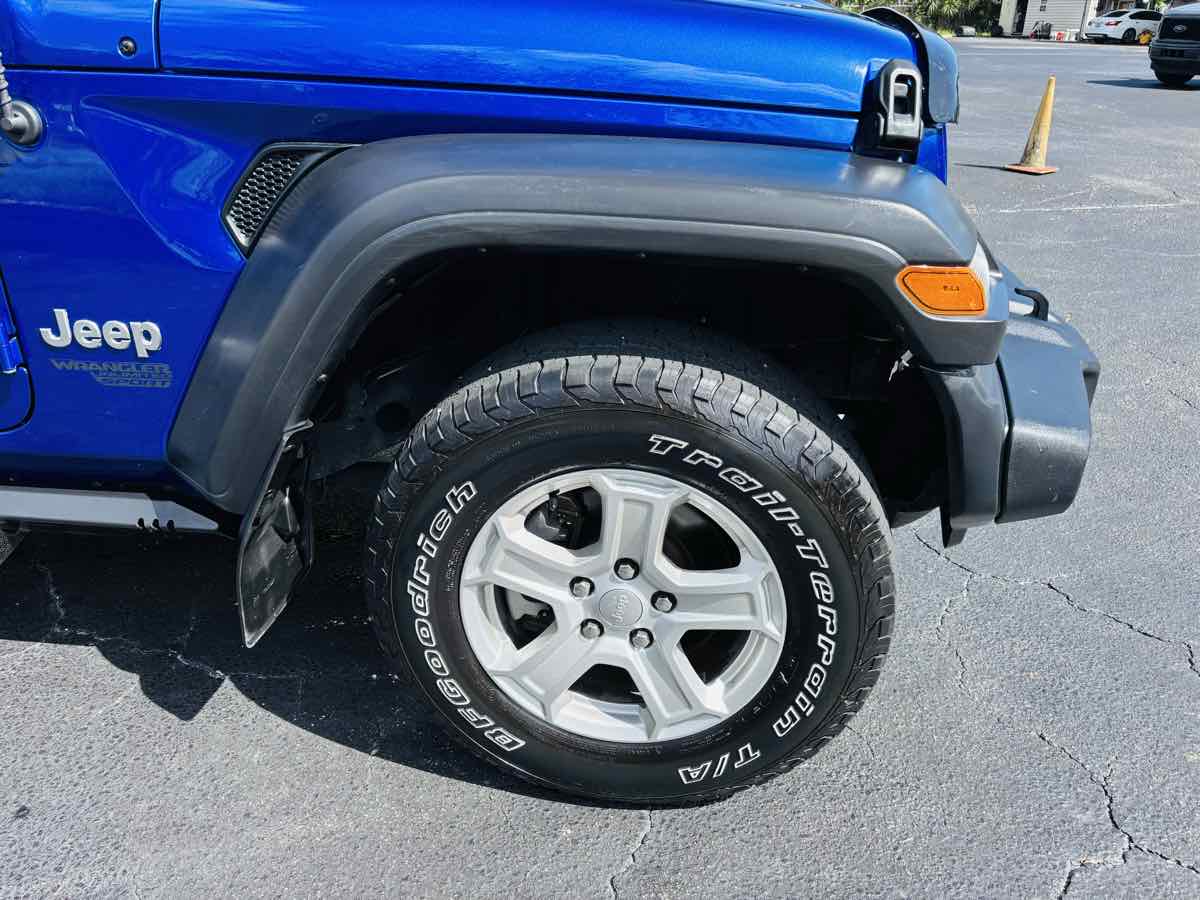 2020 Jeep Wrangler Unlimited Sport S photo 2